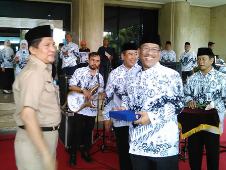 Pencarian PGRI Bangli - Persatuan Guru Republik Indonesia Cabang Bangli